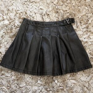 Zara Kids Faux Leather Black Pleated Women's Skirt - size 11-12